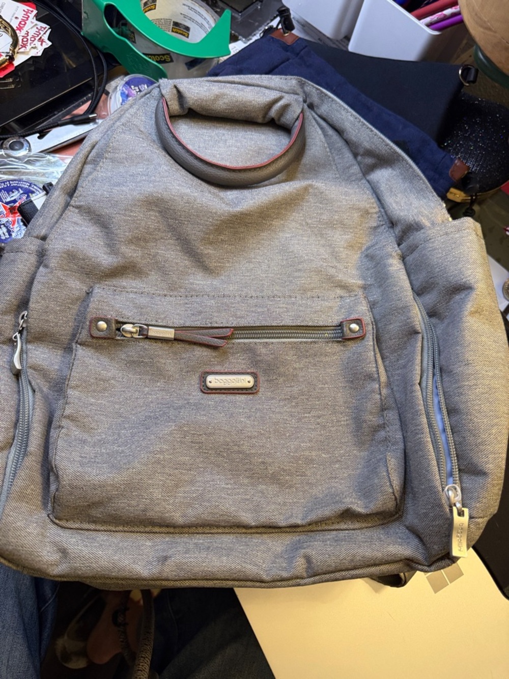 Baggallini Heather Gray Men's Backpack with Brown Trim